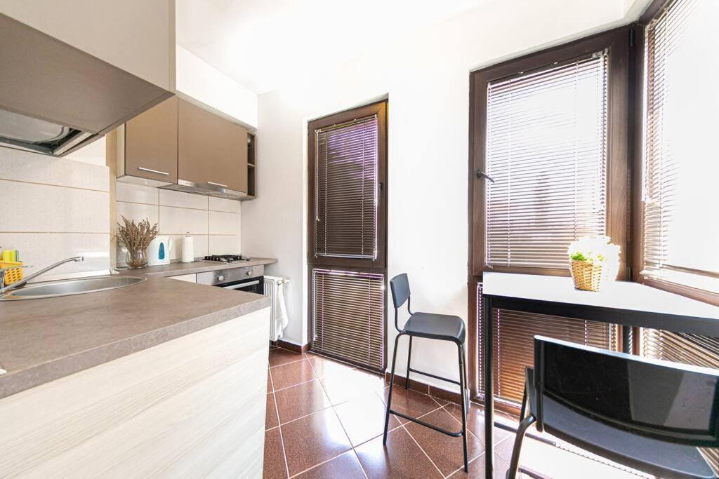 Central Studio Bucur บูคาเรสต์ ภายนอก รูปภาพ
