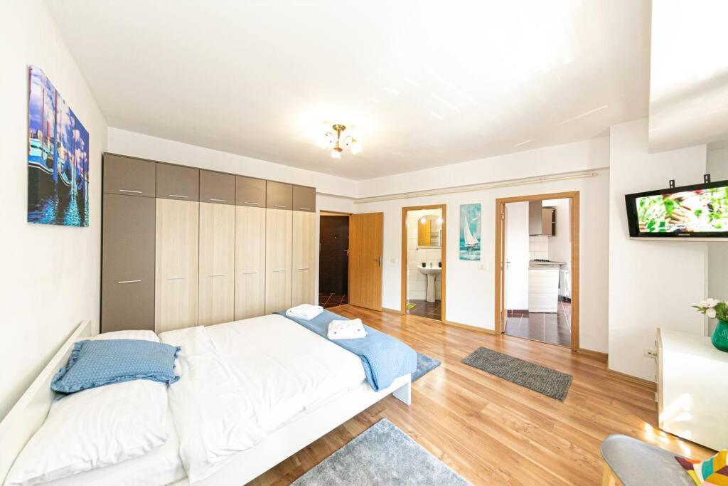 Central Studio Bucur บูคาเรสต์ ภายนอก รูปภาพ